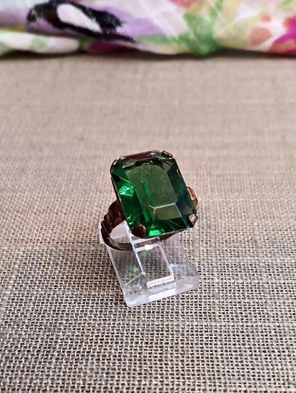 Antique Faux Emerald Green Brass Ring Size 4